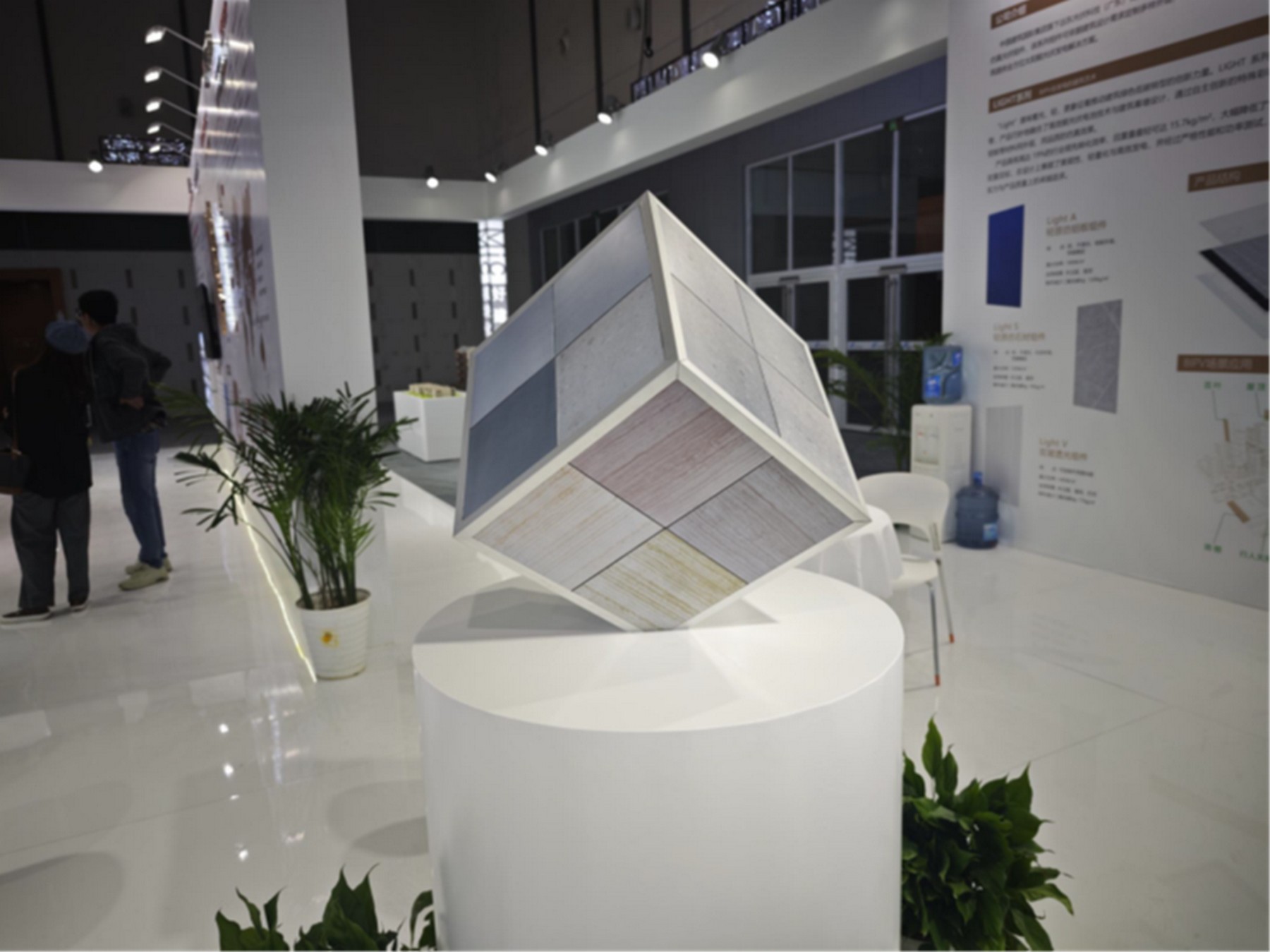 遠東光伏外牆LIGHT系列魔術方塊